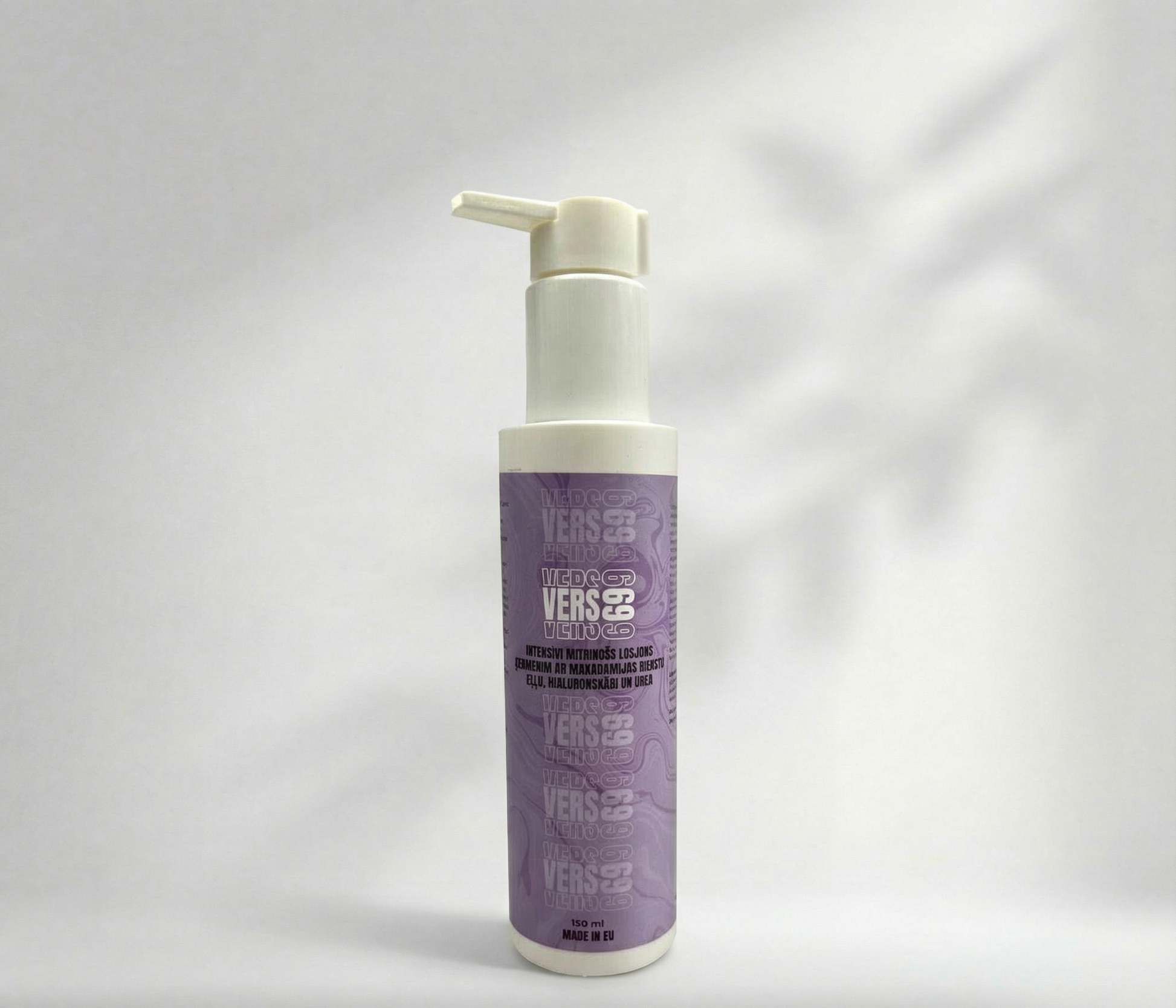 Intensīvi mitrinošs un pretnovecošanās ķermeņa losjons sausai ādai ar makadamijas eļļu, hialuronskābi un urea, 150 ml